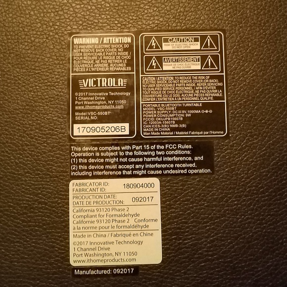 Victrola Vinyl record player w/speakers/Bluetooth - Picture 5 of 5